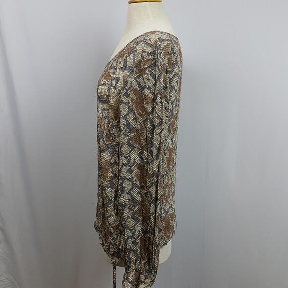 EUC vintage Lucky Brand Snake print sheer M top - Picture 2 of 4
